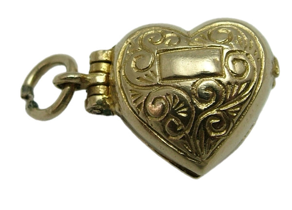 Vintage 1960's 9ct Gold Opening Heart Charm with Kissing Couple Inside HM 1967 Gold Charm - Sandy's Vintage Charms